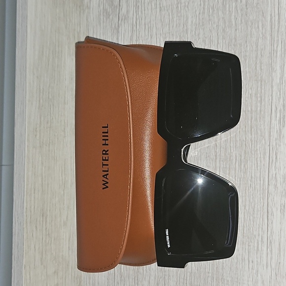 Walter Hill Sky Sunglasses - Picture 2 of 7